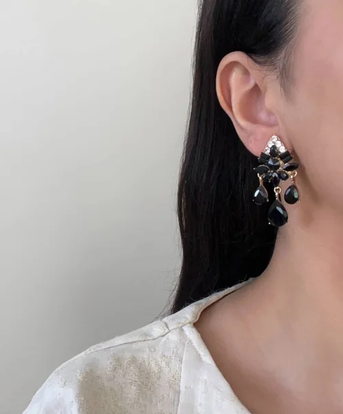 گوشواره جواهر مشکی طرح بادبادک