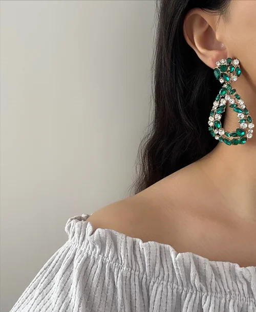 گوشواره جواهری سبز طرح اشک