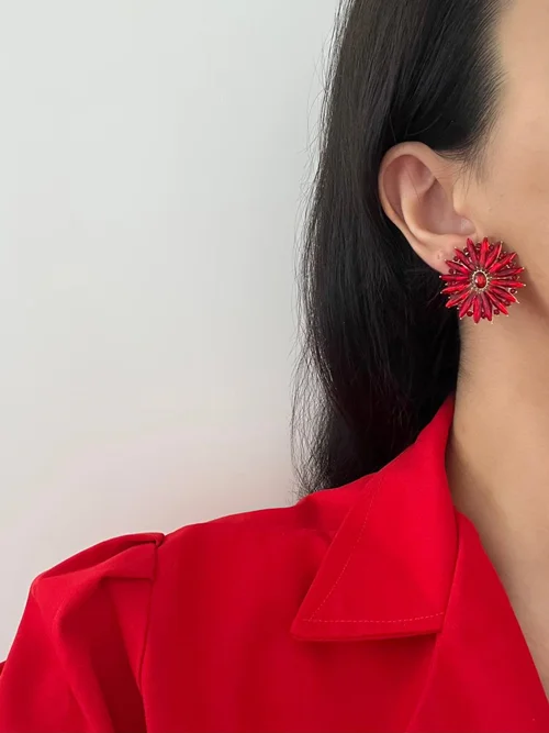 گوشواره جواهری قرمز طرح جلوه