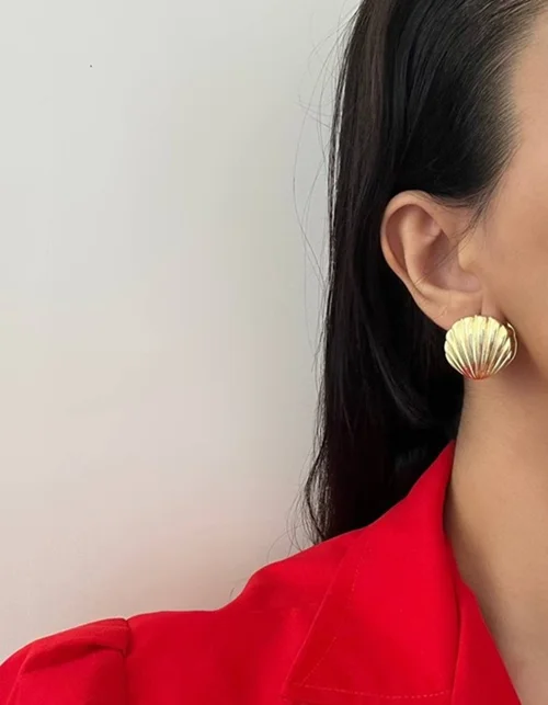 گوشواره طلایی طرح صدف
